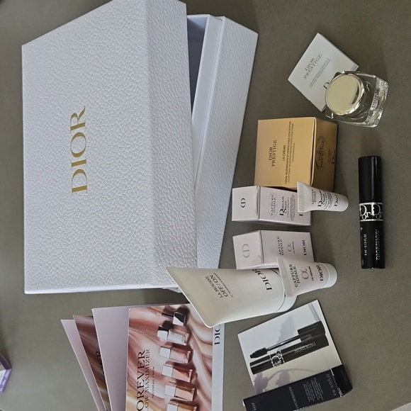 New in box never used DIOR bundle La Mousse cleanser Diorshow mascara Prestige - Picture 2 of 10